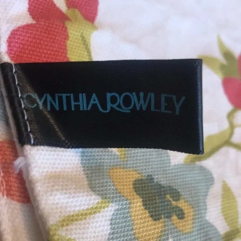 Cynthia Rowley Floral Table Runner